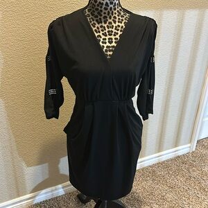 Women’s black long top, 3/4 sleeve, size M (no size tag)